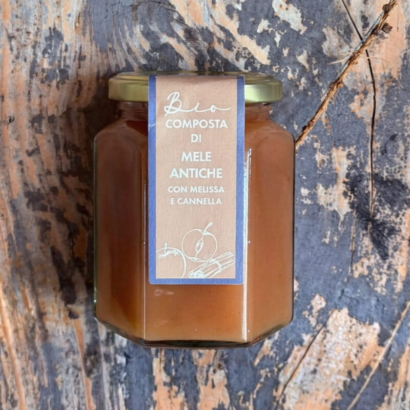 Composta di Mele antiche con Melissa e Cannella