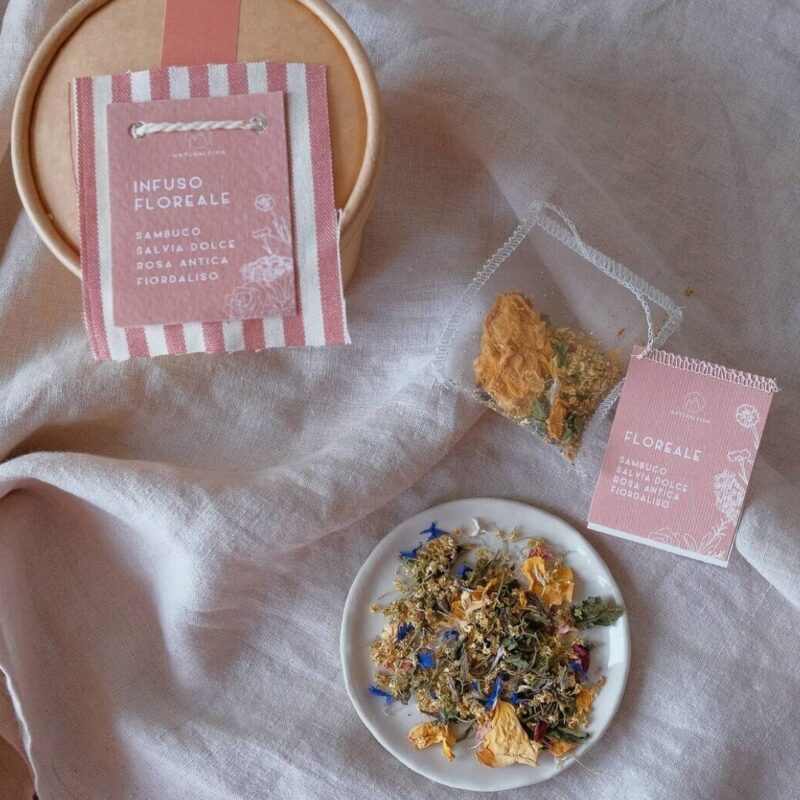 Infuso floreale - Sambuco, rosa antica, fiordaliso, salvia dolce